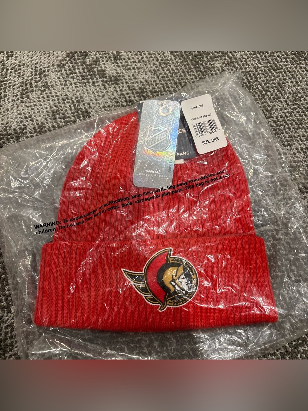 NWT Fanatics NHL Red Ottawa Senators Core Beanie Winter Hat